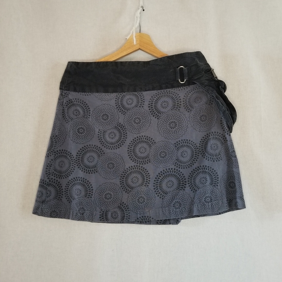 Made in Nepal steel blue wrap-around snap A-line mini skirt w/ pouch size M Y2k - Picture 2 of 10